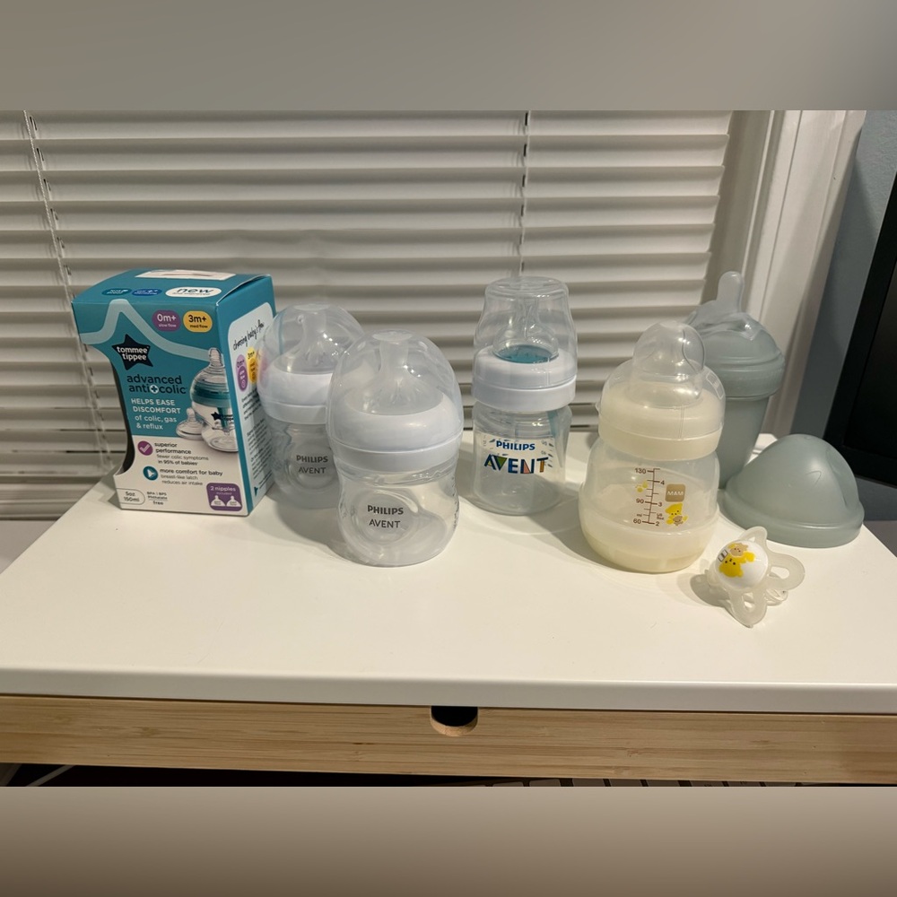 All brand new! Baby bottle sample set - 6 baby bottles to try